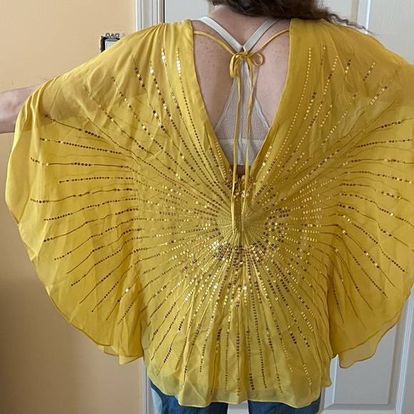 BCBG Sunburst Blouse - Picture 7 of 7